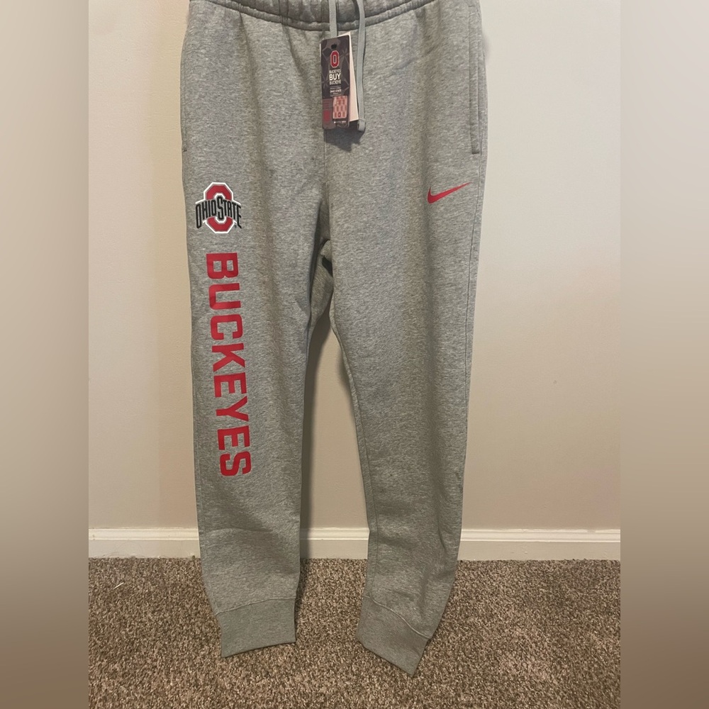 Nike Men’s Gray Joggers with Red Buckeyes Design